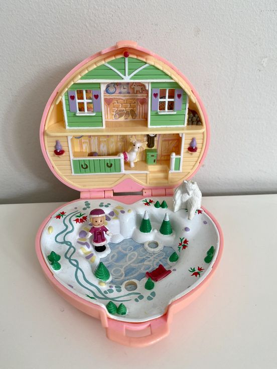 Polly clearance pocket heritage